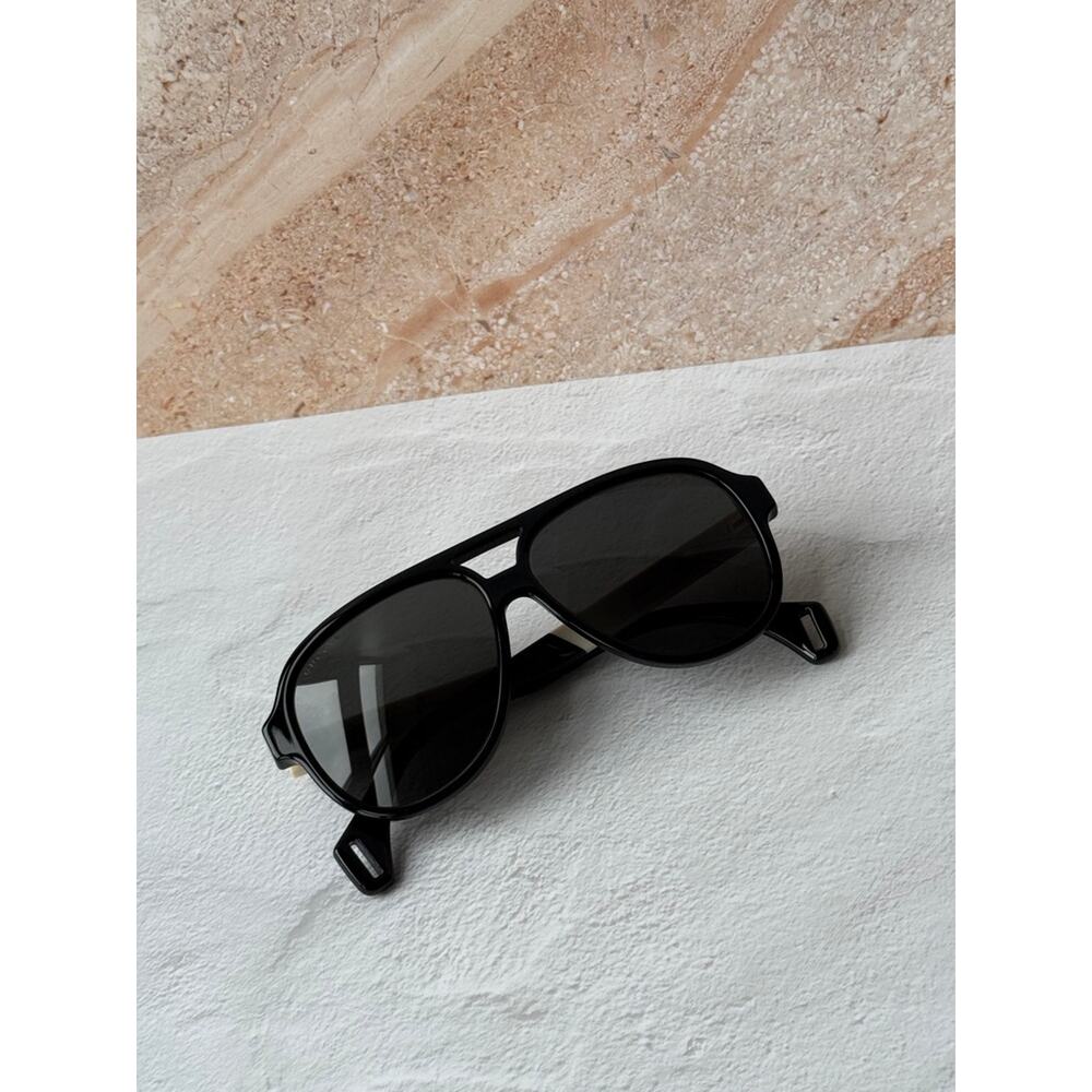 NEW Gucci GG0463S Black Polarized Aviator Sunglasses $530 - Picture 8 of 9